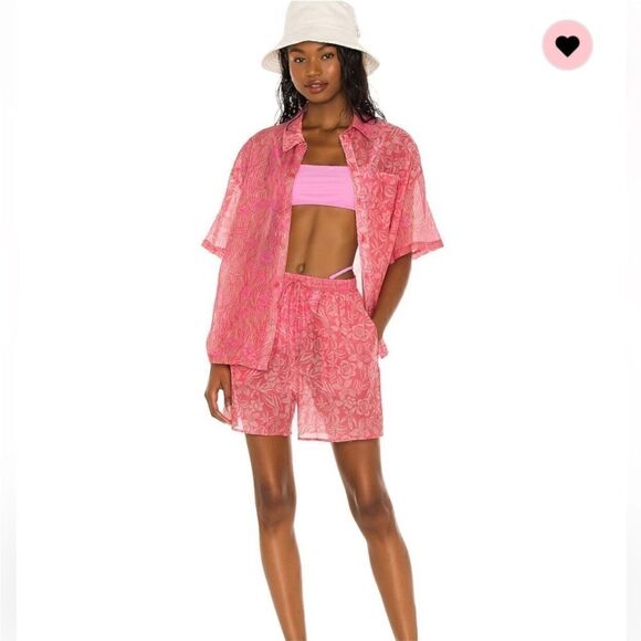 Boxy Top | Tell Your Friends - Picture 2 of 12